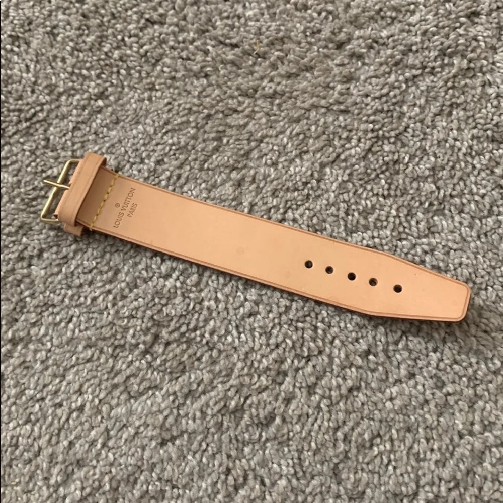 ❤️Louis  Vuitton buckle strap❤️